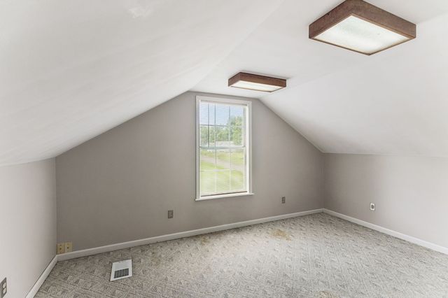 705 Murray Dr, Columbia, TN 38401