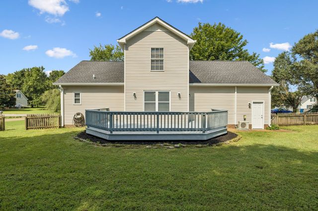 705 Murray Dr, Columbia, TN 38401