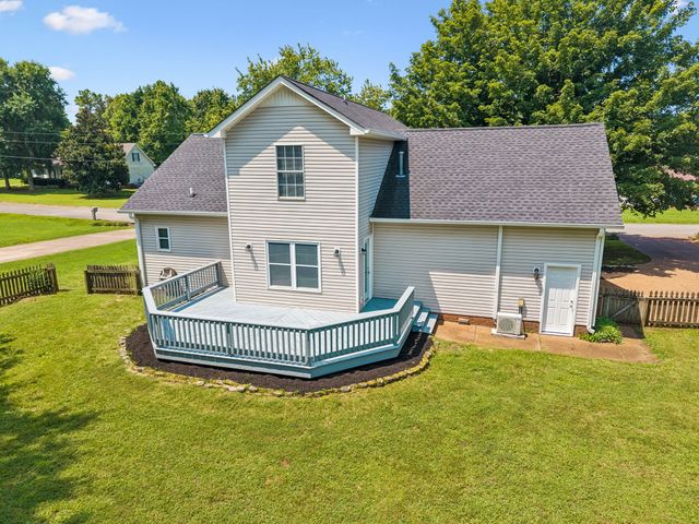 705 Murray Dr, Columbia, TN 38401