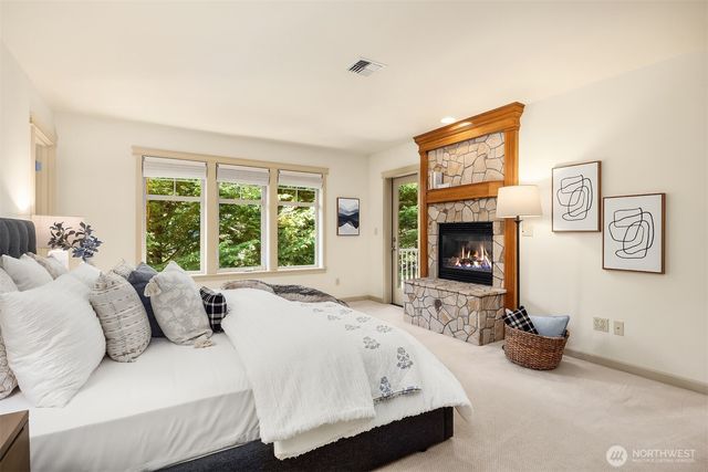 7023 174th Street SW, Edmonds, WA 98026