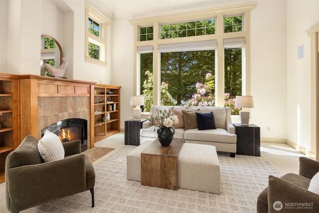 7023 174th Street SW, Edmonds, WA 98026