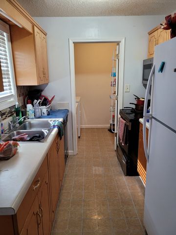 566 Bridgette Dr, Clarksville, TN 37042