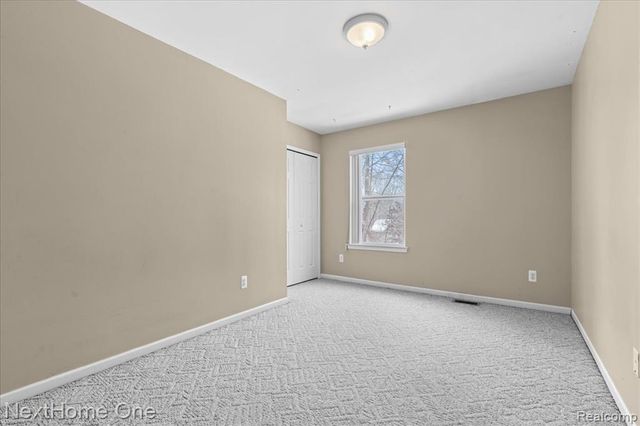 10128 Elmira Street, Pinckney, MI 48169