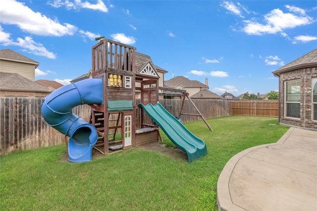 9632 Makiposa Lane, Fort Worth, TX 76177