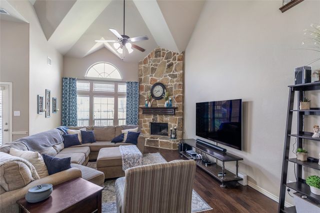 9632 Makiposa Lane, Fort Worth, TX 76177