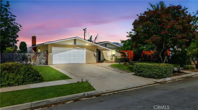 1427 Laramie, Redlands, CA 92374