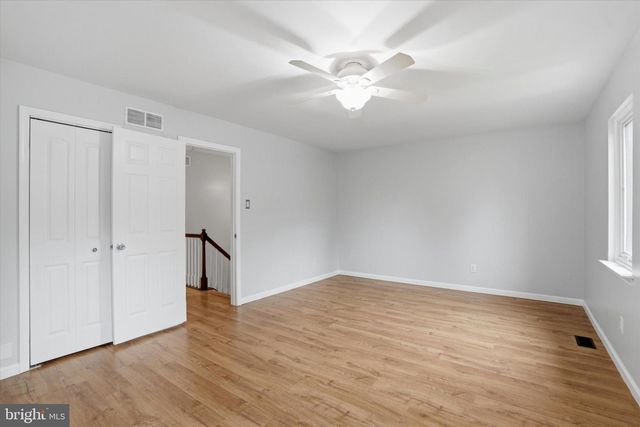 240 GOSHEN RD, Schwenksville, PA 19473