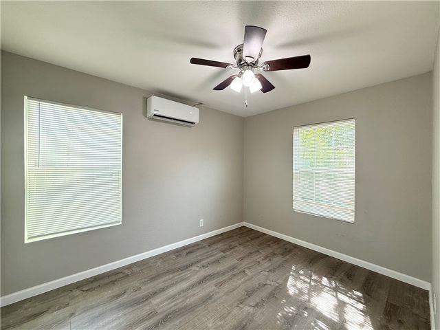 1109 Manchester Ave, Corpus Christi, TX 78407