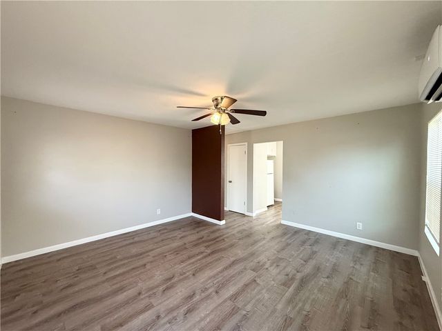 1109 Manchester Ave, Corpus Christi, TX 78407