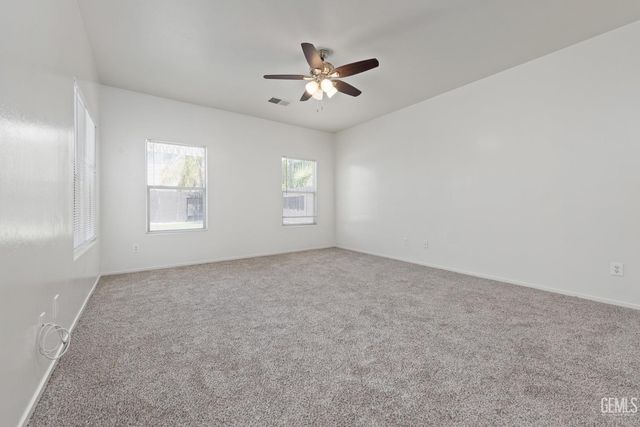 11424 Revolution Road, Bakersfield, CA 93312