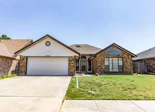 1604 Shannon Drive, Midwest City, OK 73130