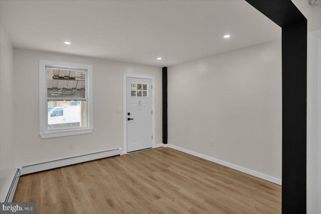 221 E GUILFORD ST, Lebanon, PA 17046