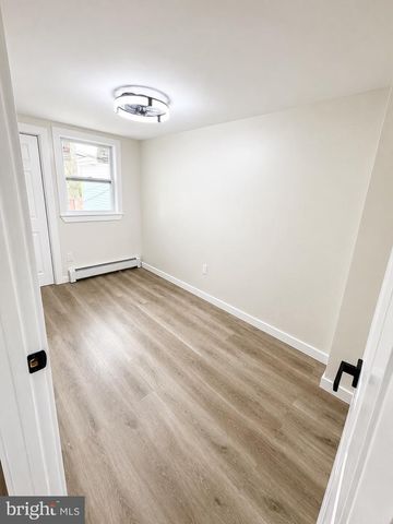 221 E GUILFORD ST, Lebanon, PA 17046
