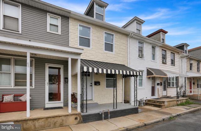 221 E GUILFORD ST, Lebanon, PA 17046