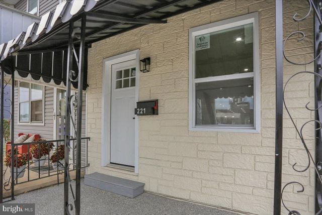 221 E GUILFORD ST, Lebanon, PA 17046