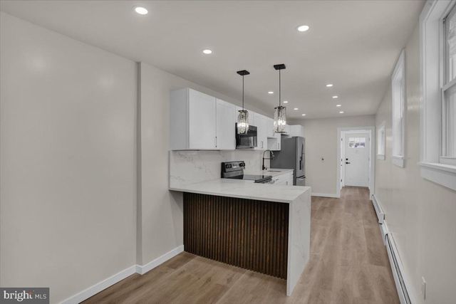 221 E GUILFORD ST, Lebanon, PA 17046