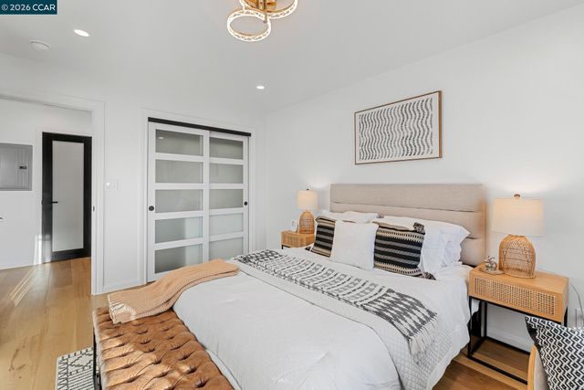 2114 40Th Ave, San Francisco, CA 94116