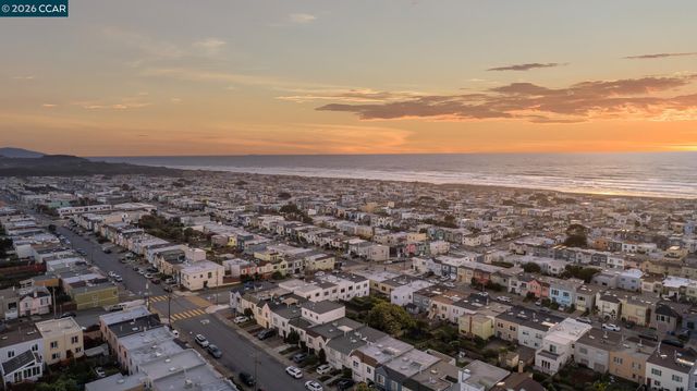 2114 40Th Ave, San Francisco, CA 94116