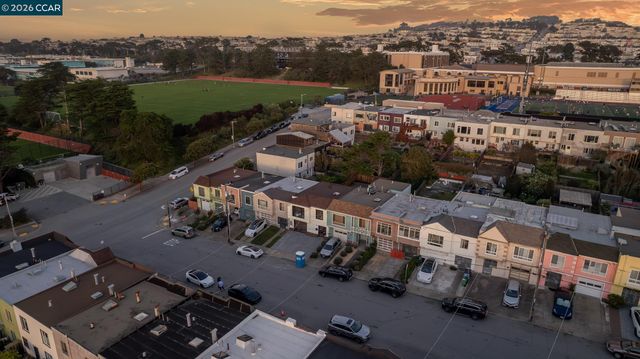 2114 40Th Ave, San Francisco, CA 94116