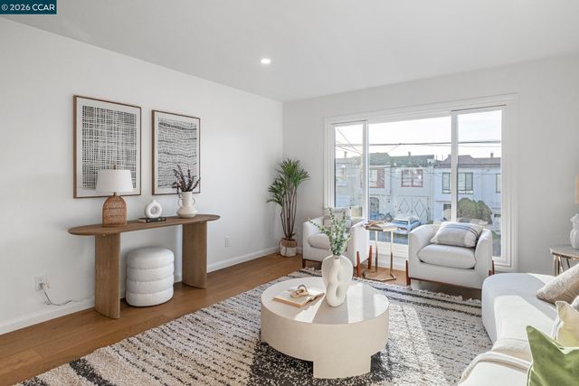 2114 40Th Ave, San Francisco, CA 94116