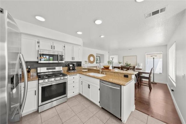 937 Ferndale, Corona, CA 92881