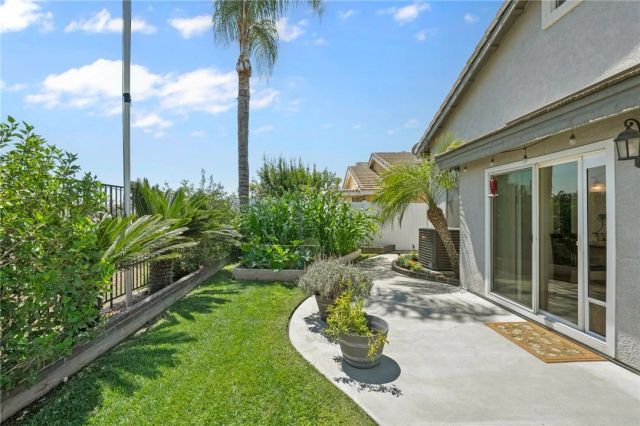 937 Ferndale, Corona, CA 92881