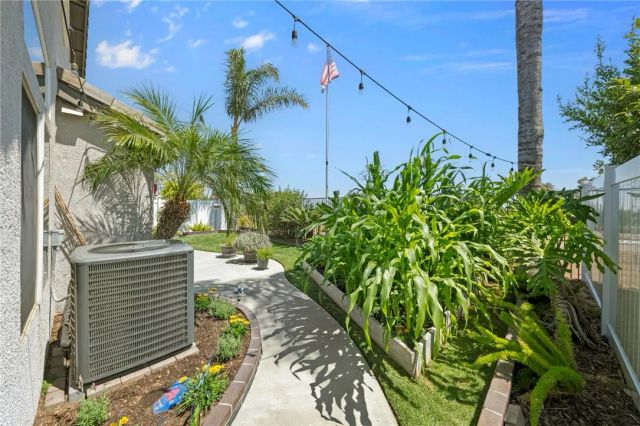 937 Ferndale, Corona, CA 92881