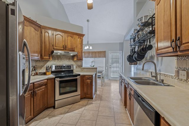 79 Hunt Creek Rd, Manchester, TN 37355