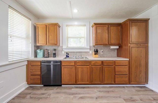 102 4th Street, Sugar Land, TX 77498