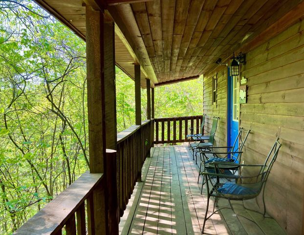 50 Getaways Road, Stanton, KY 40380