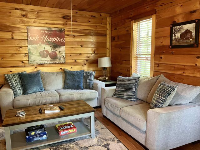 50 Getaways Road, Stanton, KY 40380