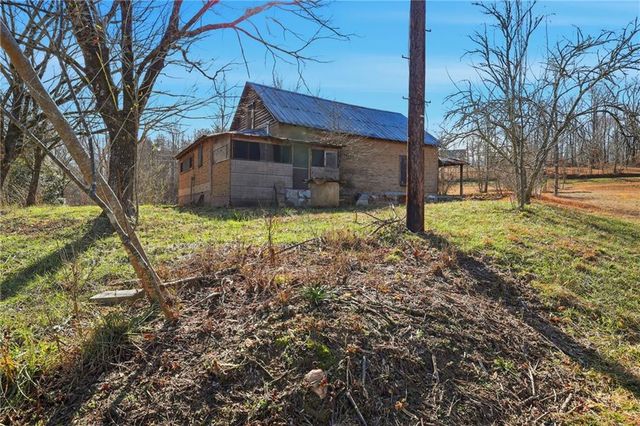2558 Stonepile Road, Clarkesville, GA 30523