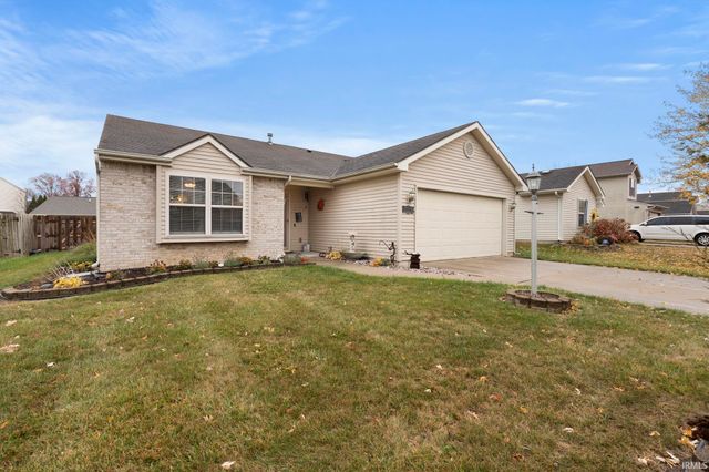 12226 Mossy Oak Run, Fort Wayne, IN 46845