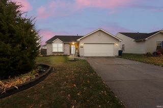 12226 Mossy Oak Run, Fort Wayne, IN 46845
