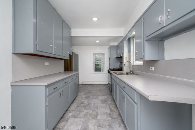 90 Edison Ave, Nutley Twp., NJ 07110