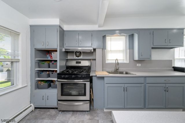 90 Edison Ave, Nutley Twp., NJ 07110