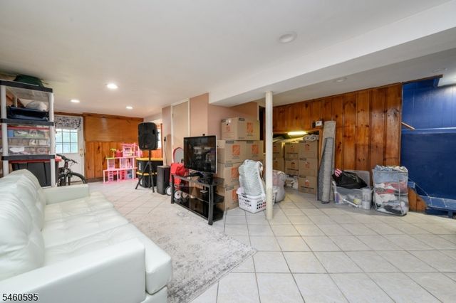 90 Edison Ave, Nutley Twp., NJ 07110