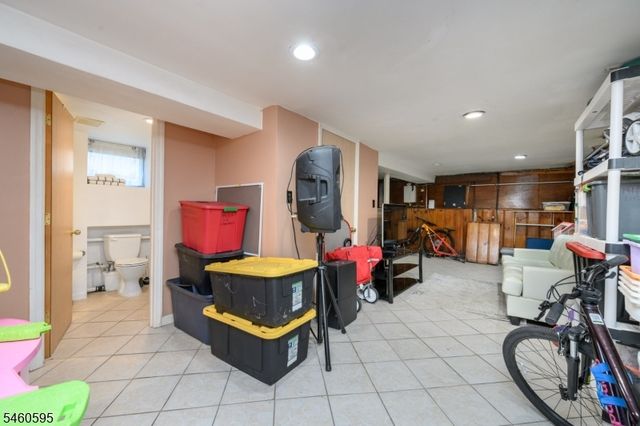 90 Edison Ave, Nutley Twp., NJ 07110