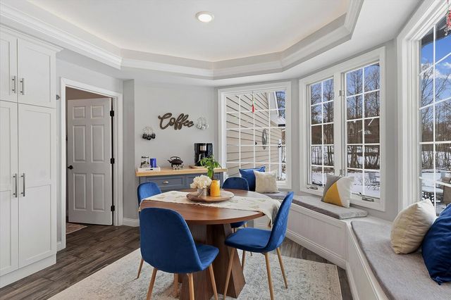 1307 Cross Creek Road, Mahomet, IL 61853