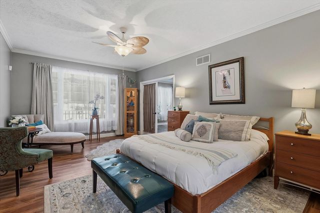 1307 Cross Creek Road, Mahomet, IL 61853