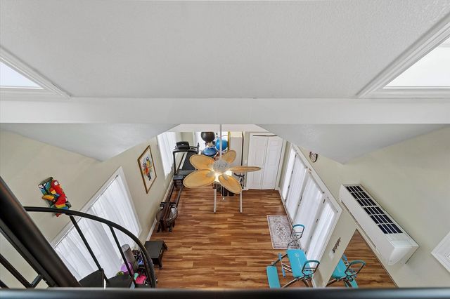 1307 Cross Creek Road, Mahomet, IL 61853