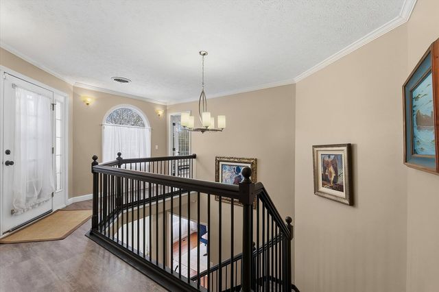 1307 Cross Creek Road, Mahomet, IL 61853