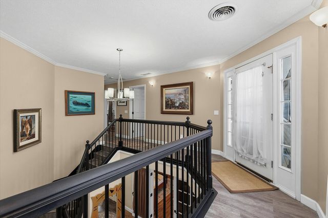 1307 Cross Creek Road, Mahomet, IL 61853