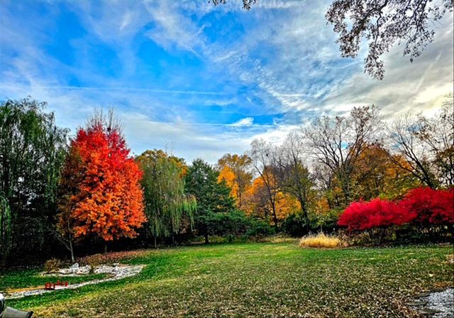 1307 Cross Creek Road, Mahomet, IL 61853