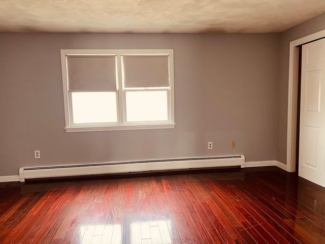 32 Jennifer Ln B, Peabody, MA 01960