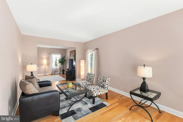 101 CHURCHILL AVE, Somerset, NJ 08873