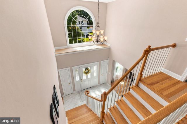 101 CHURCHILL AVE, Somerset, NJ 08873