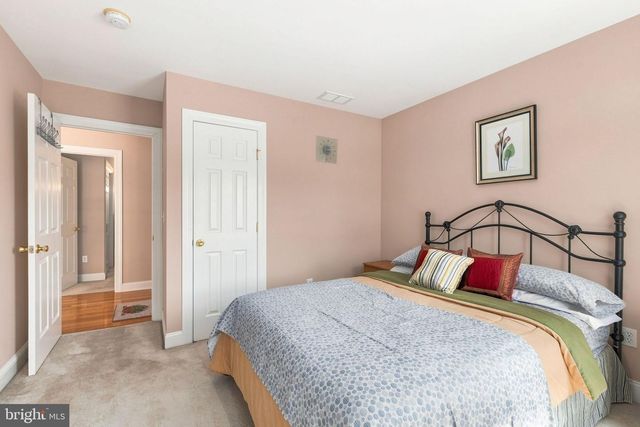101 CHURCHILL AVE, Somerset, NJ 08873