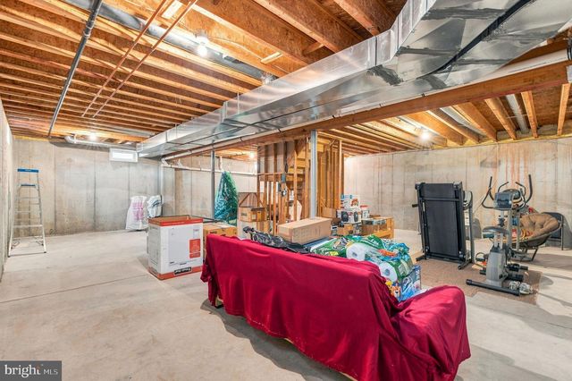 101 CHURCHILL AVE, Somerset, NJ 08873