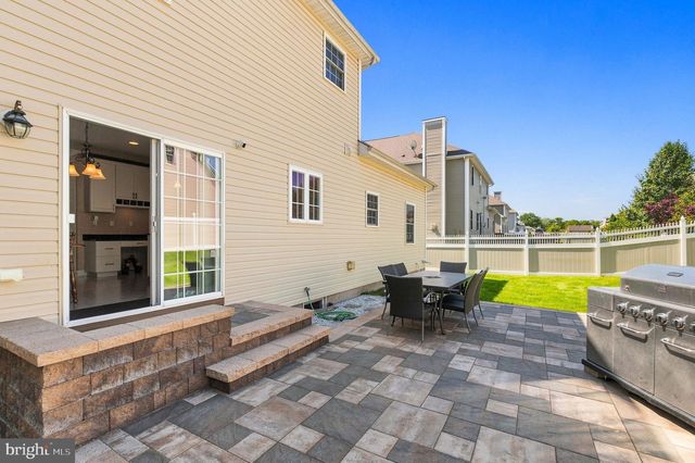 101 CHURCHILL AVE, Somerset, NJ 08873